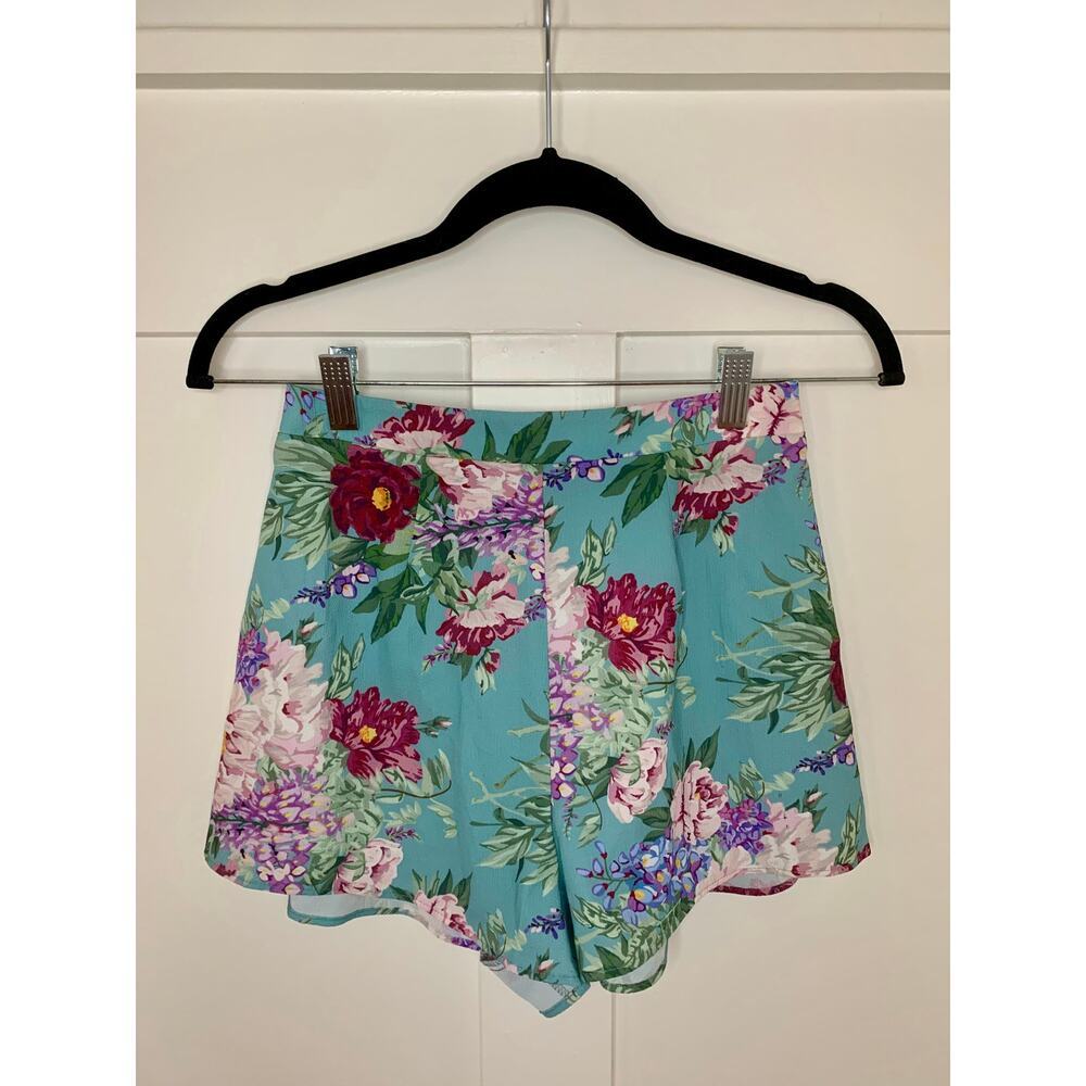 Show Me Your Mumu Martine Shorts in Multicolor Size XS Floral Print Textured